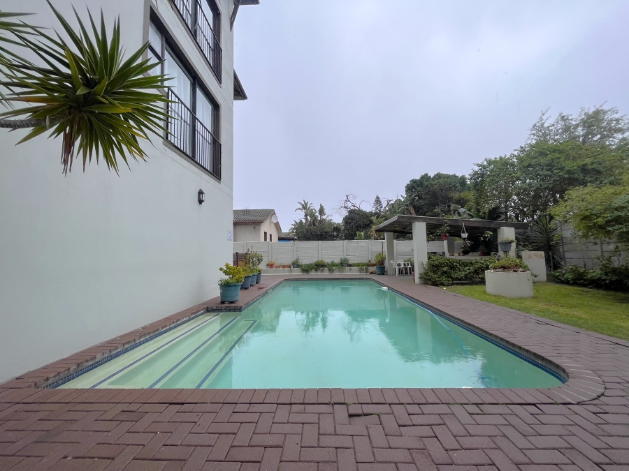 1 Bedroom Property for Sale in Sunridge Western Cape